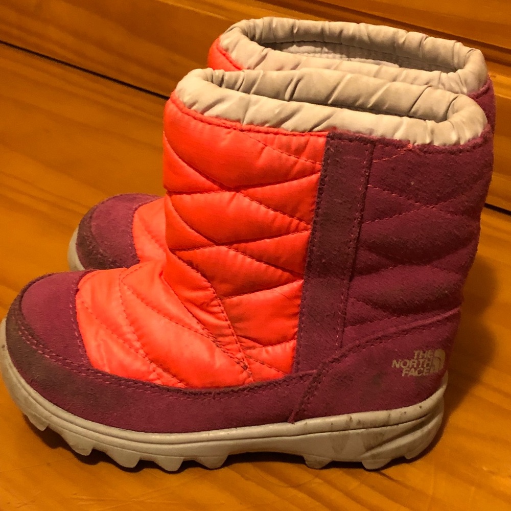North face snow boots little girls